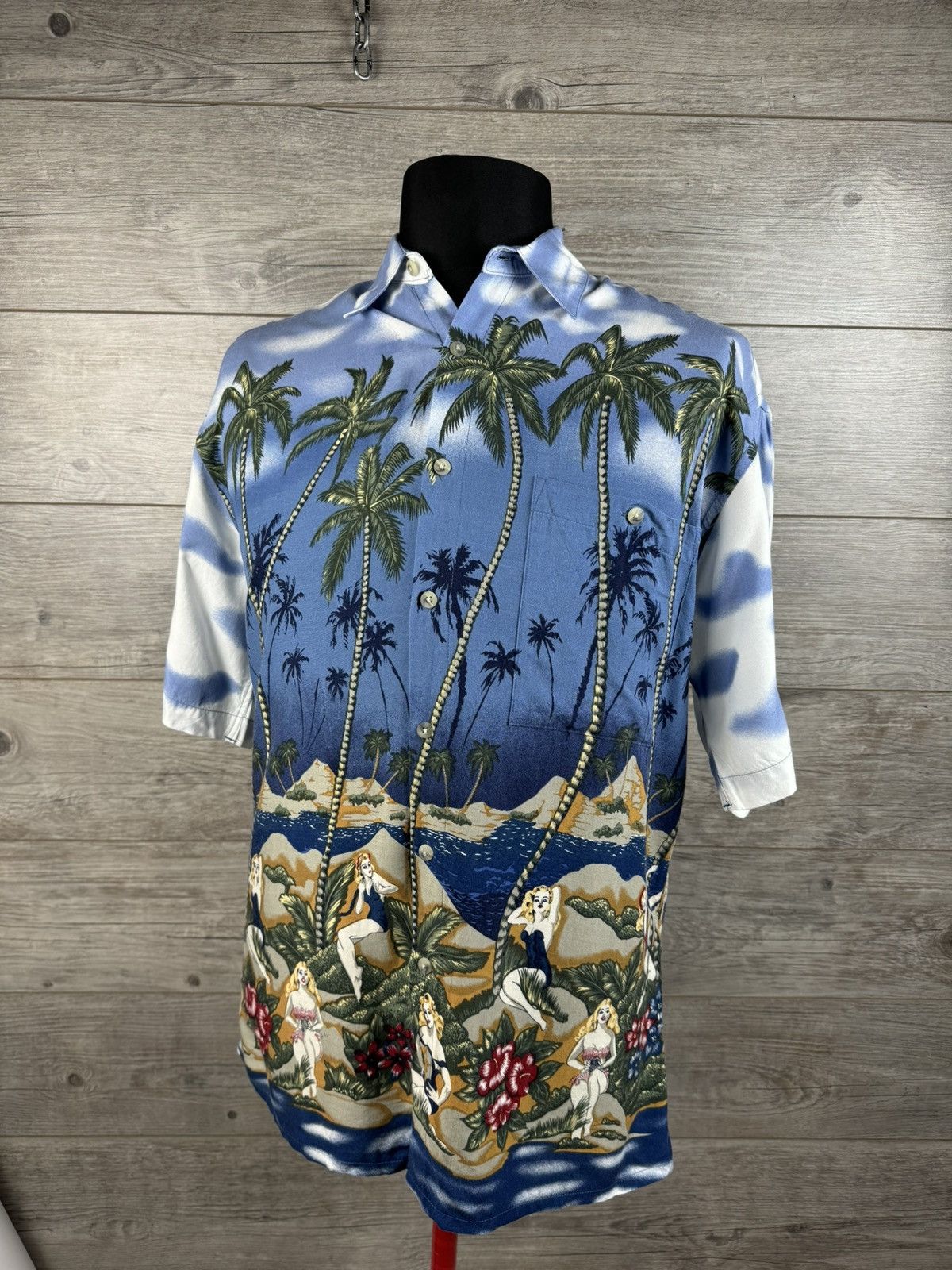 Pierre Cardin PIERRE CARDIN SHORT SLEEVE SHIRT IN HAWAIIAN STYLE SIZE M Size US M / EU 48-50 / 2 - 3 Thumbnail