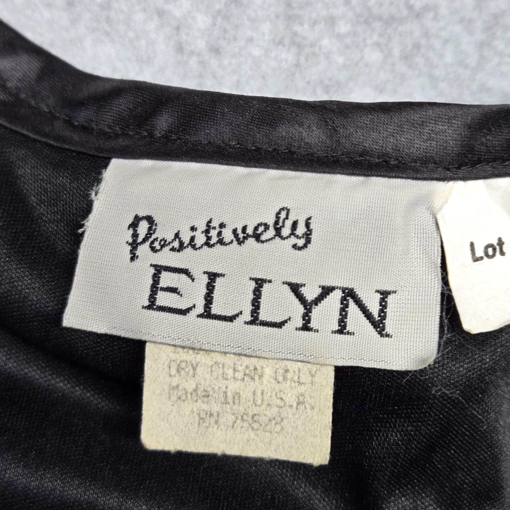 Vintage VINTAGE Positively Ellyn Dress Juniors 5 Black Sequin Party Sheath USA 80s Size S / US 4 / IT 40 - 5 Thumbnail