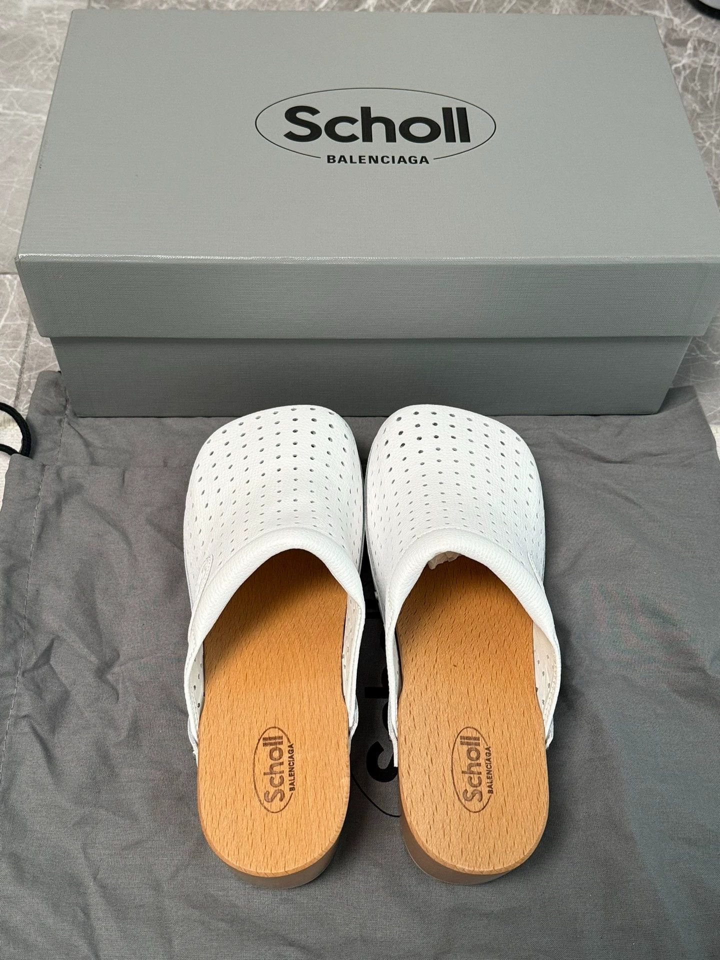 Balenciaga Balenciaga 25 SCHOLL x Clogs 36 White Size US 5.5 / IT 35.5 - 4 Thumbnail