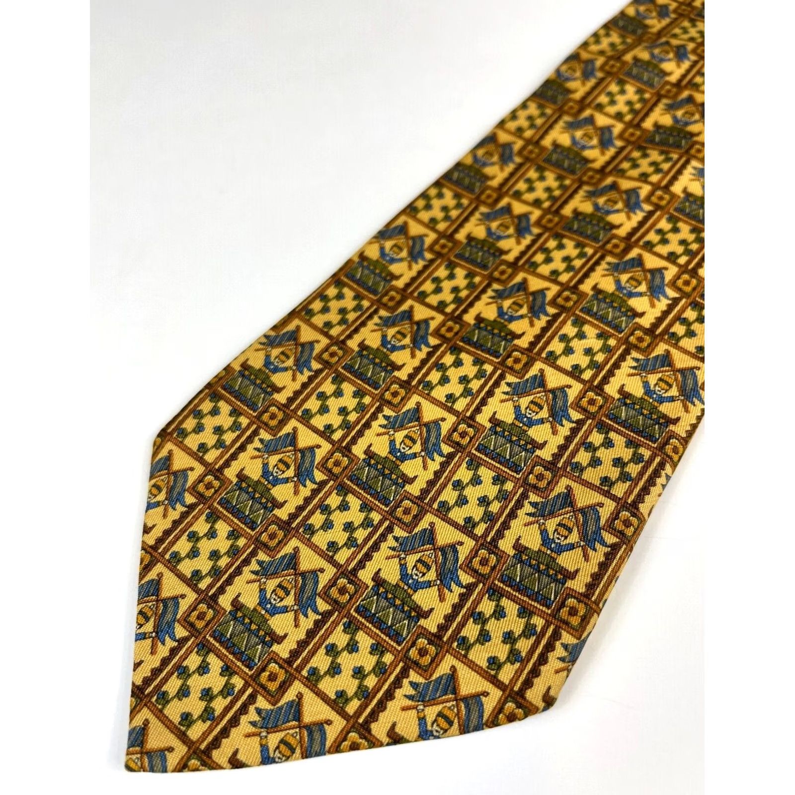 Salvatore Ferragamo Salvatore Ferragamo Men’s Luxury Silk Tie Novelty Made in Italy Yellow 57"-60" Wide 3.75" 100% Silk Adult Tie Men’s Designer Size ONE SIZE - 5 Thumbnail