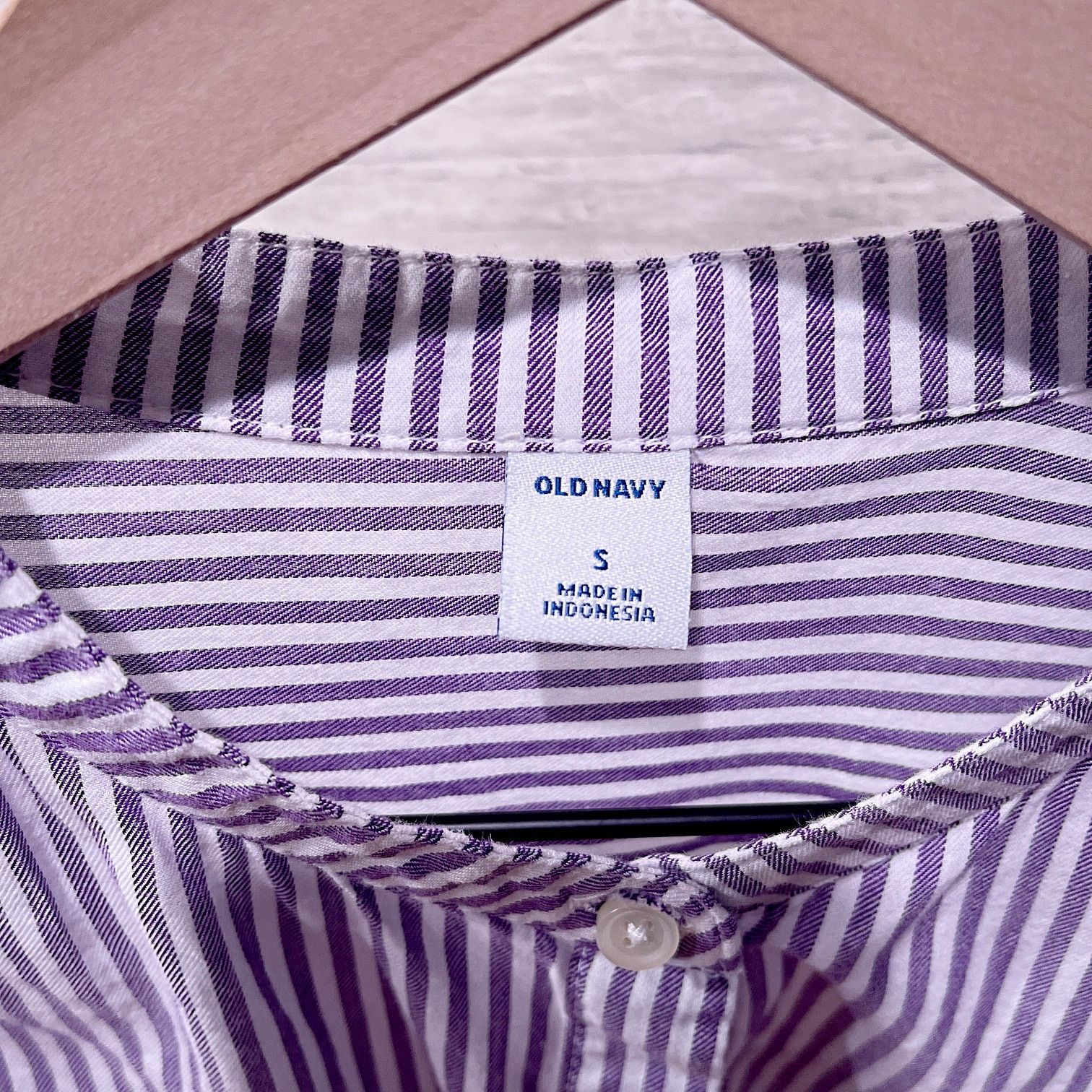 Old Navy OLD NAVY Striped Ruffle Shoulder Shirt Purple Womens Small Size S / US 4 / IT 40 - 5 Thumbnail