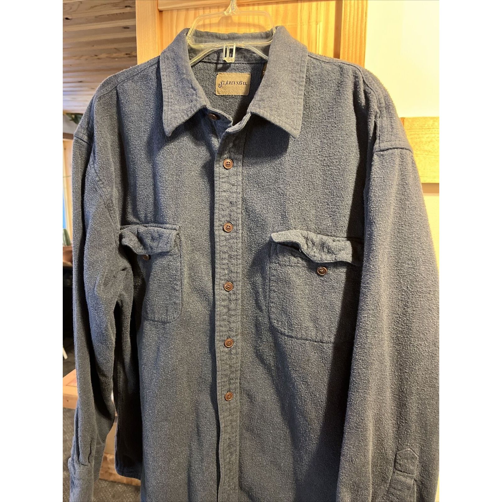 St. Johns Bay St. John’s Bay Men’s L Navy Blue Button Chamois Cotton Shirt Size US L / EU 52-54 / 3 - 11 Thumbnail