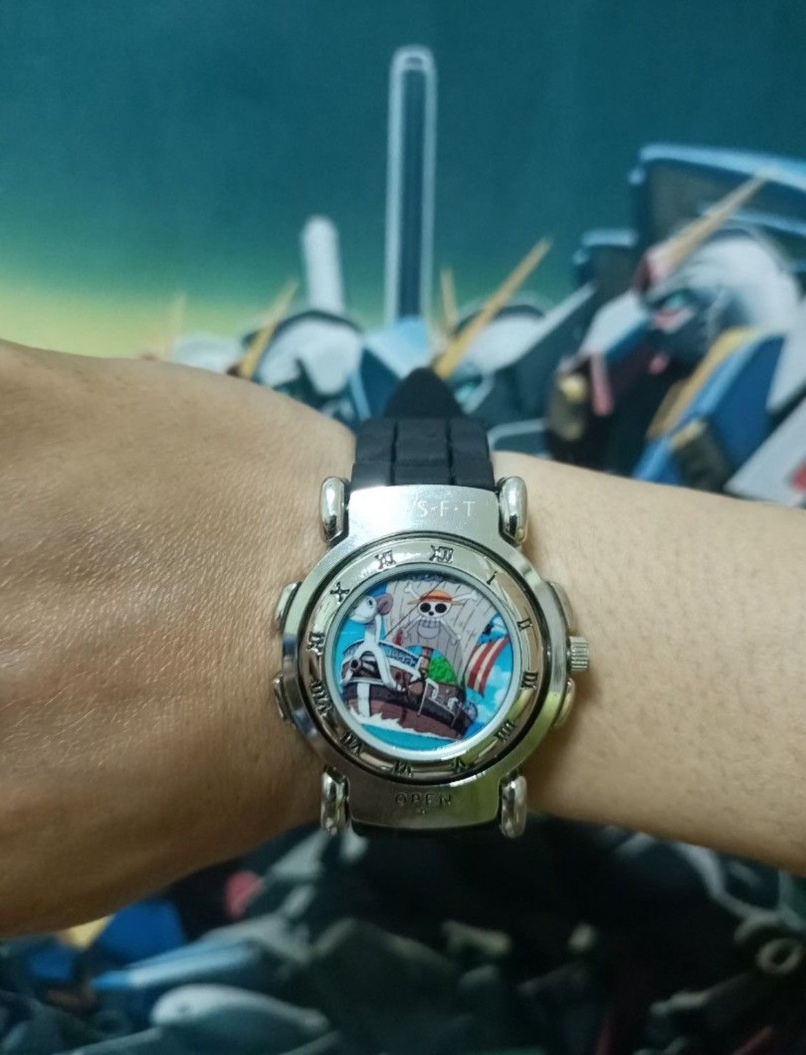 One Piece RARE One Piece Baroque Watch with Compass Size ONE SIZE - 2 Thumbnail