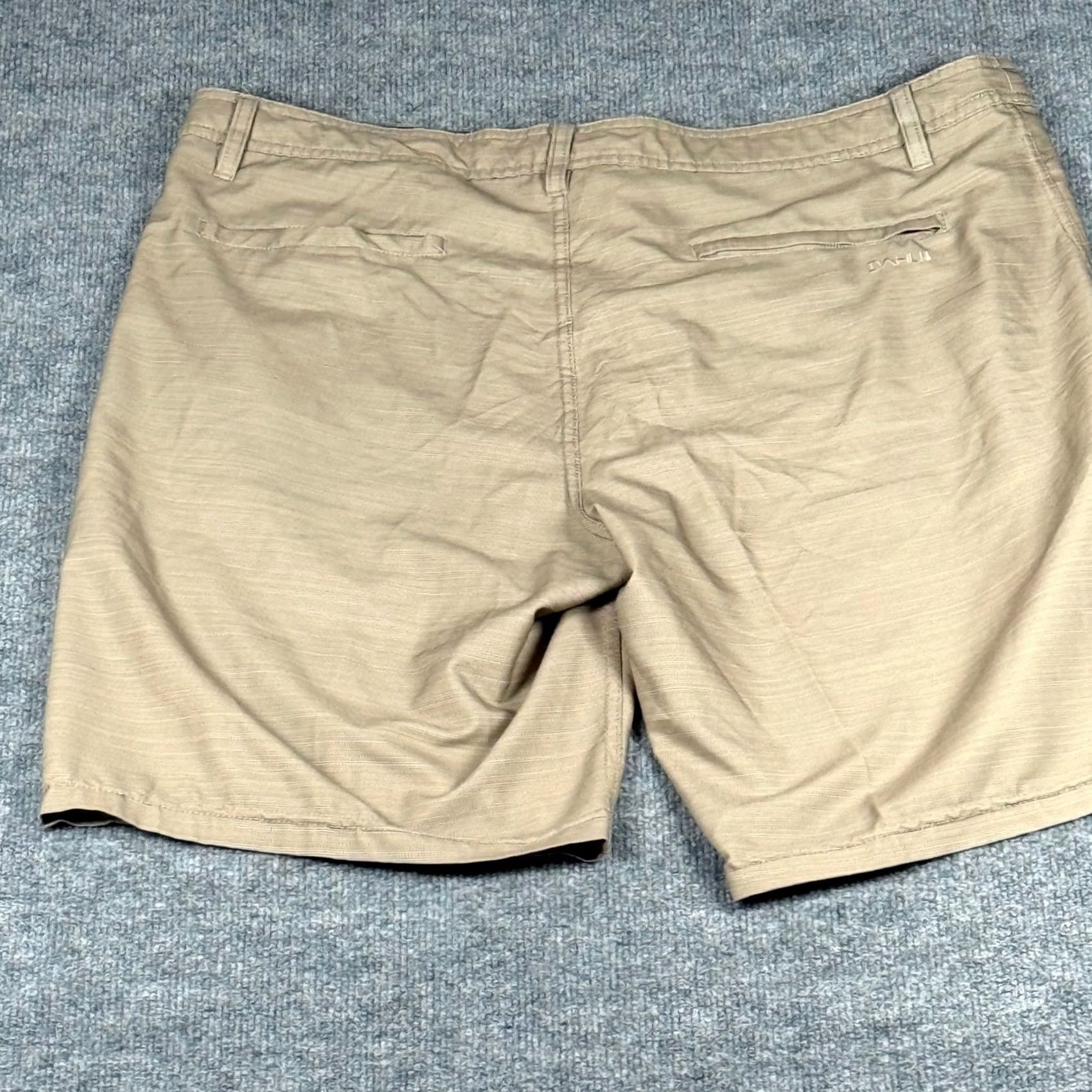 Vintage Hybrid Collection DaHui Mens Shorts Size 40 Beige Lightweight Drawstring Casual Beach Chino Pocketed Front Flat Front Regular Mens Size US 40 / EU 56 - 2 Thumbnail