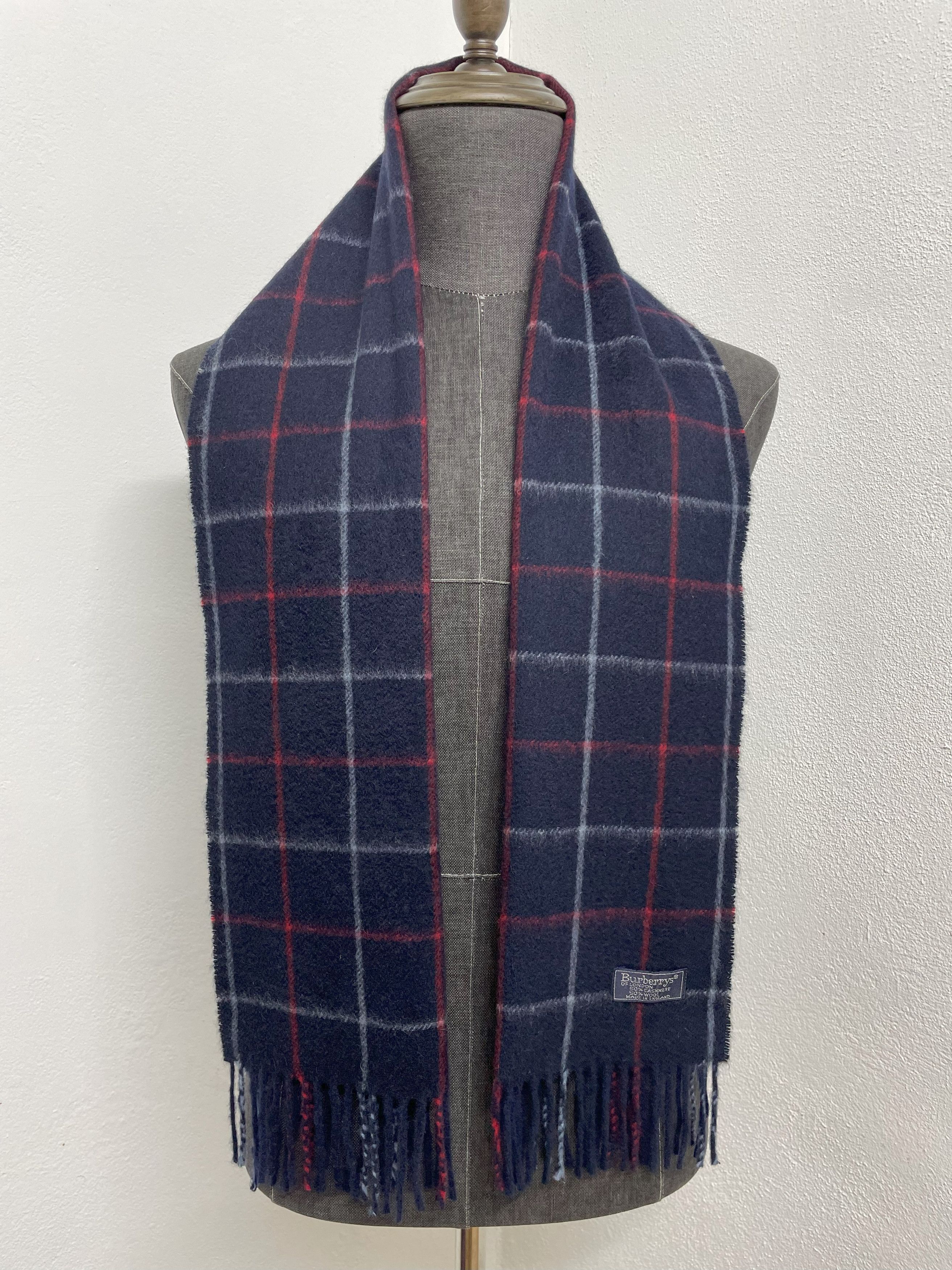 Burberry Burberrys Scarf / Muffler - 6154 Size ONE SIZE - 3 Thumbnail