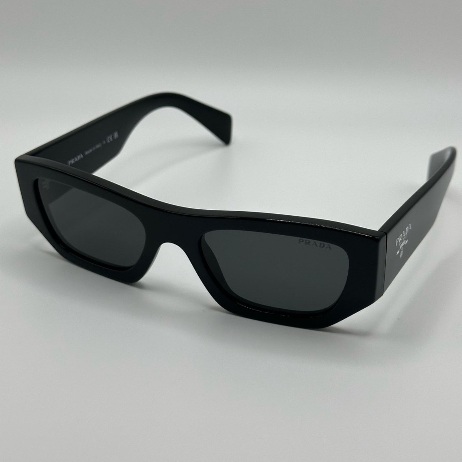 Prada PRADA Sunglasses PRA01S 16K08Z Black/Dark Grey Unisex NEW Size ONE SIZE - 4 Thumbnail