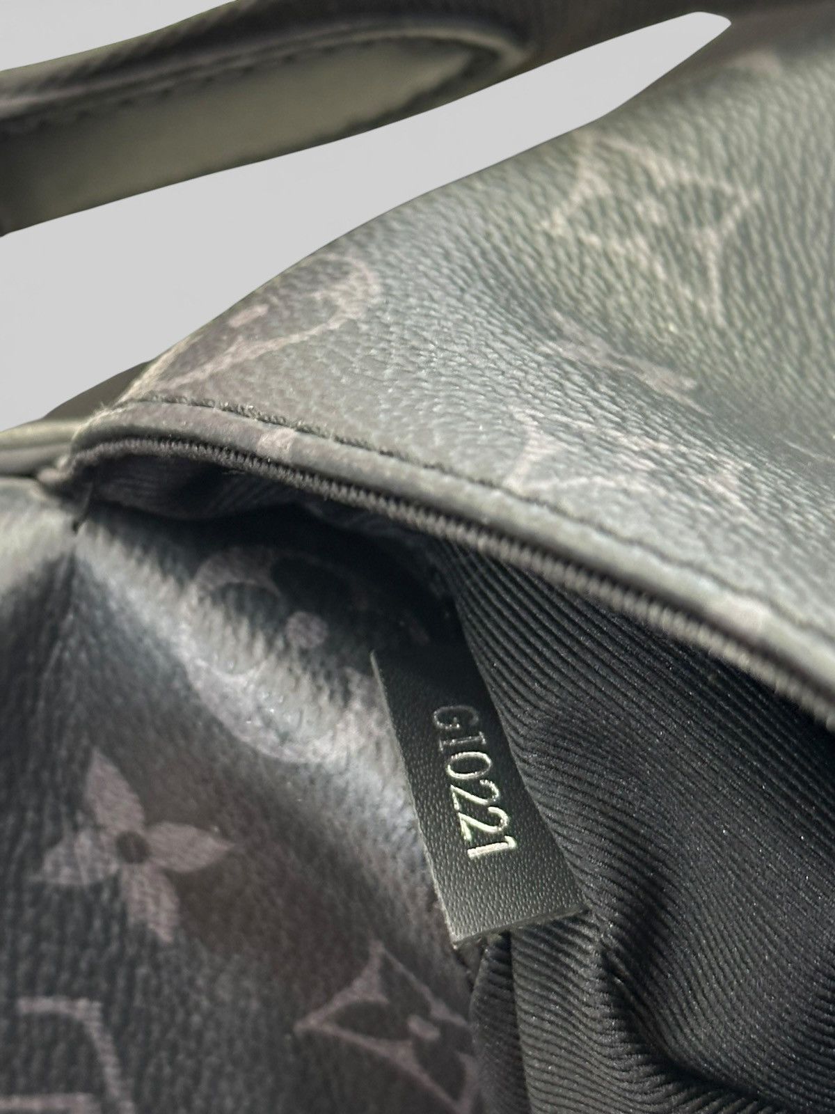 Louis Vuitton LOUIS VUITTON Monogram Eclipse District Shoulder Bag Size ONE SIZE - 13 Thumbnail