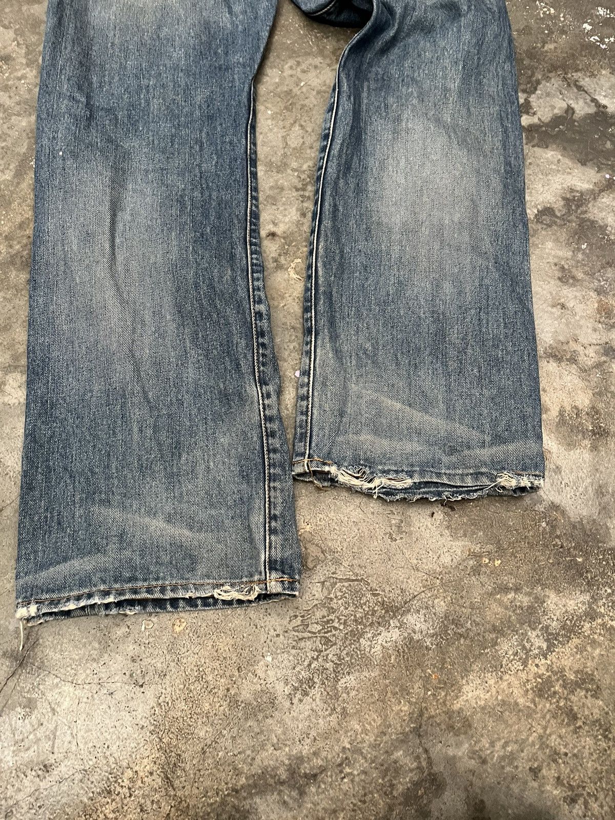 Japanese Brand Vintage Distressed Denim Jeans Sun Faded Destroyed Wash Size US 34 / EU 50 - 9 Thumbnail