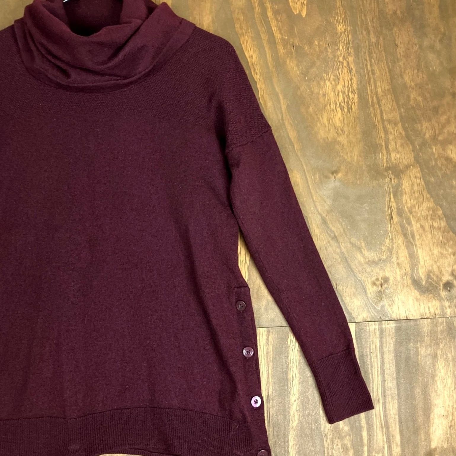 Vintage Adrienne Vittadini Sweater Burgundy Mock Neck Merino Wool S Women Pullover KnIT Solid Long Sleeve Regular Knit Style Casual Workwear Cardigan? Size S / US 4 / IT 40 - 5 Thumbnail