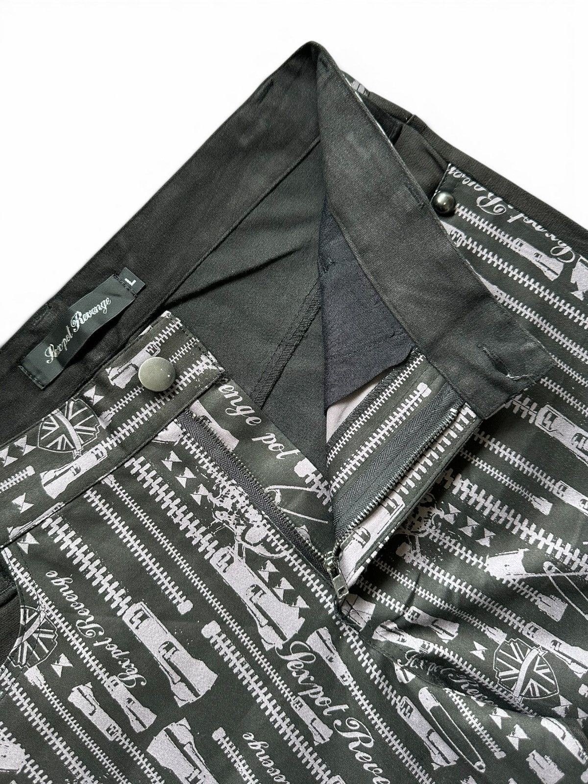 Sex Pot ReVeNGe 00's Sex Pot Revenge Harajuku punk anarchy pants Size US 31 - 8 Thumbnail