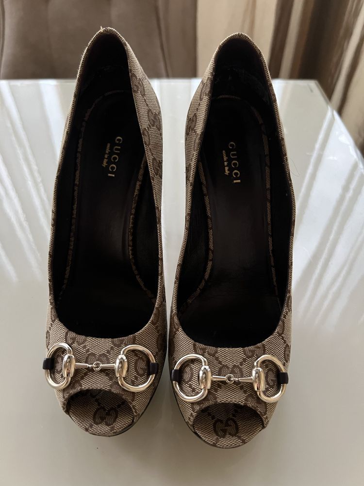 Gucci Gucci GG Logo Canvas Heels shoes Size US 9 / IT 39 - 2 Thumbnail