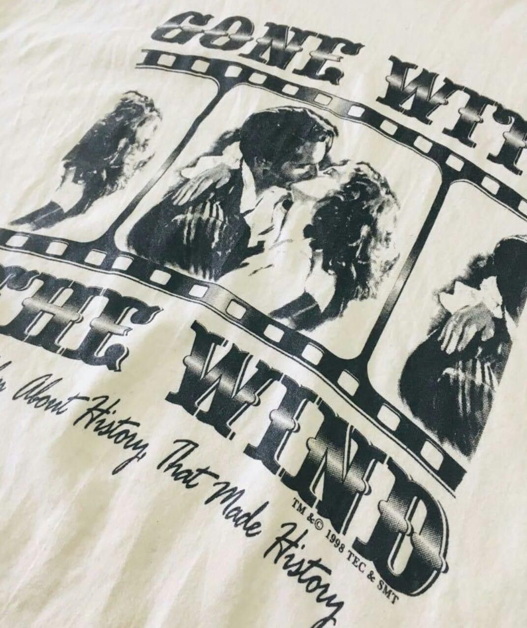 Vintage Vintage 90's Gone With The Wind Movie Tshirt Size US XL / EU 56 / 4 - 2 Thumbnail