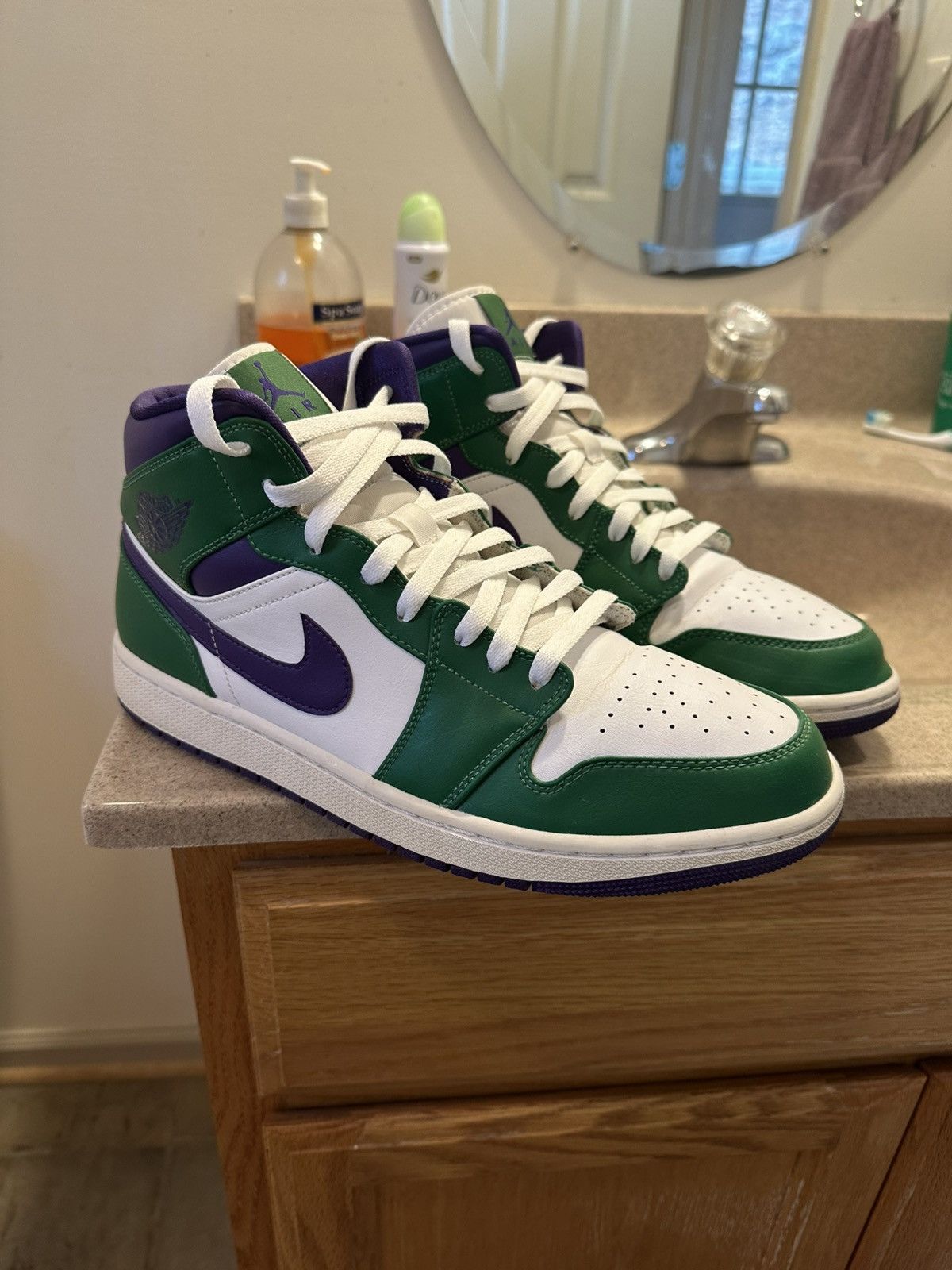 Jordan Brand × Nike Jordan 1 Incredible Hulk Size US 11 / EU 44 - 3 Thumbnail