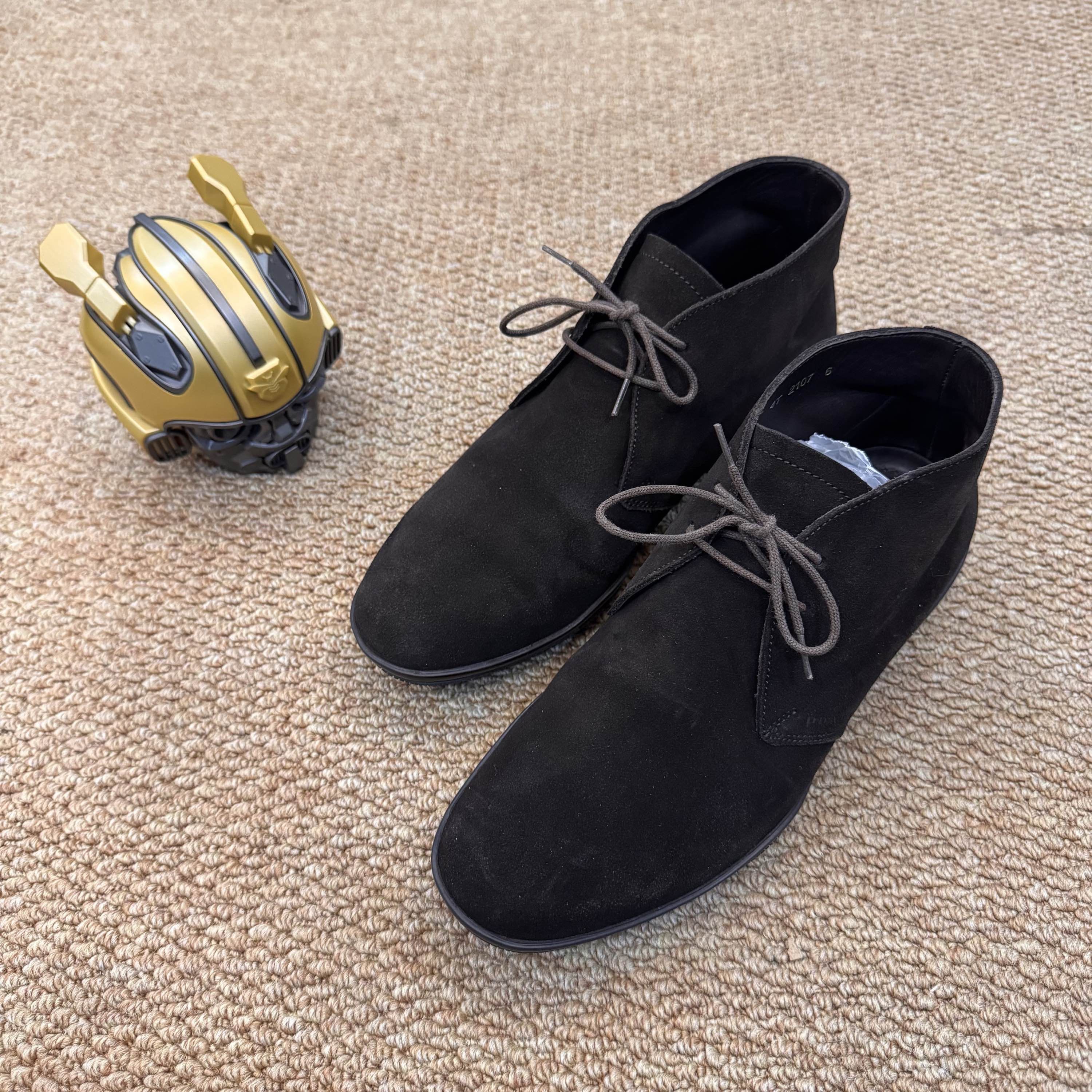 Prada Prada Suede Chukka Boots Size US 7 / EU 40 Size US 7 / EU 40 - 1 Thumbnail