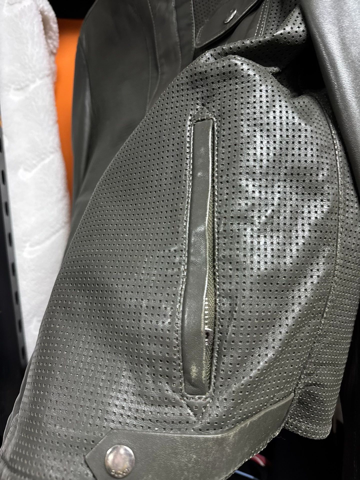 Gucci Gucci Tom Ford Perforated Lambskin Biker Jacket Size US S / EU 44-46 / 1 - 6 Thumbnail