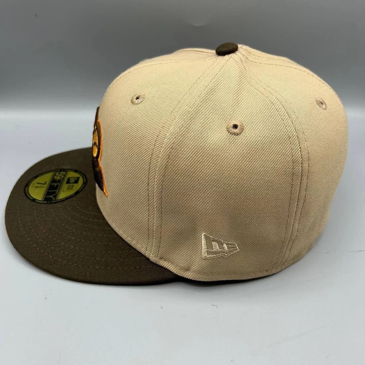 New Era Colorado Rockies Hat Men 7 3/8 Beige Green MLB Fitted Cap Size ONE SIZE - 7 Thumbnail