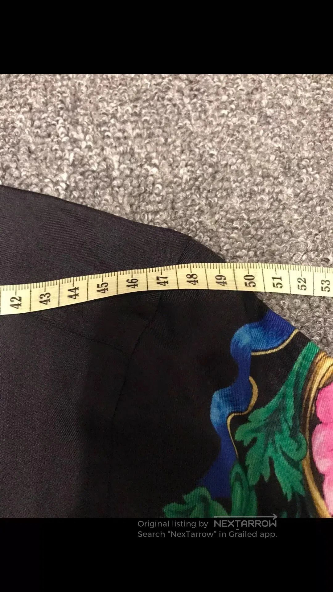 Versace Black XL Long Sleeve Floral Pattern Button-Up Shirt. Size US XL / EU 56 / 4 - 5 Thumbnail