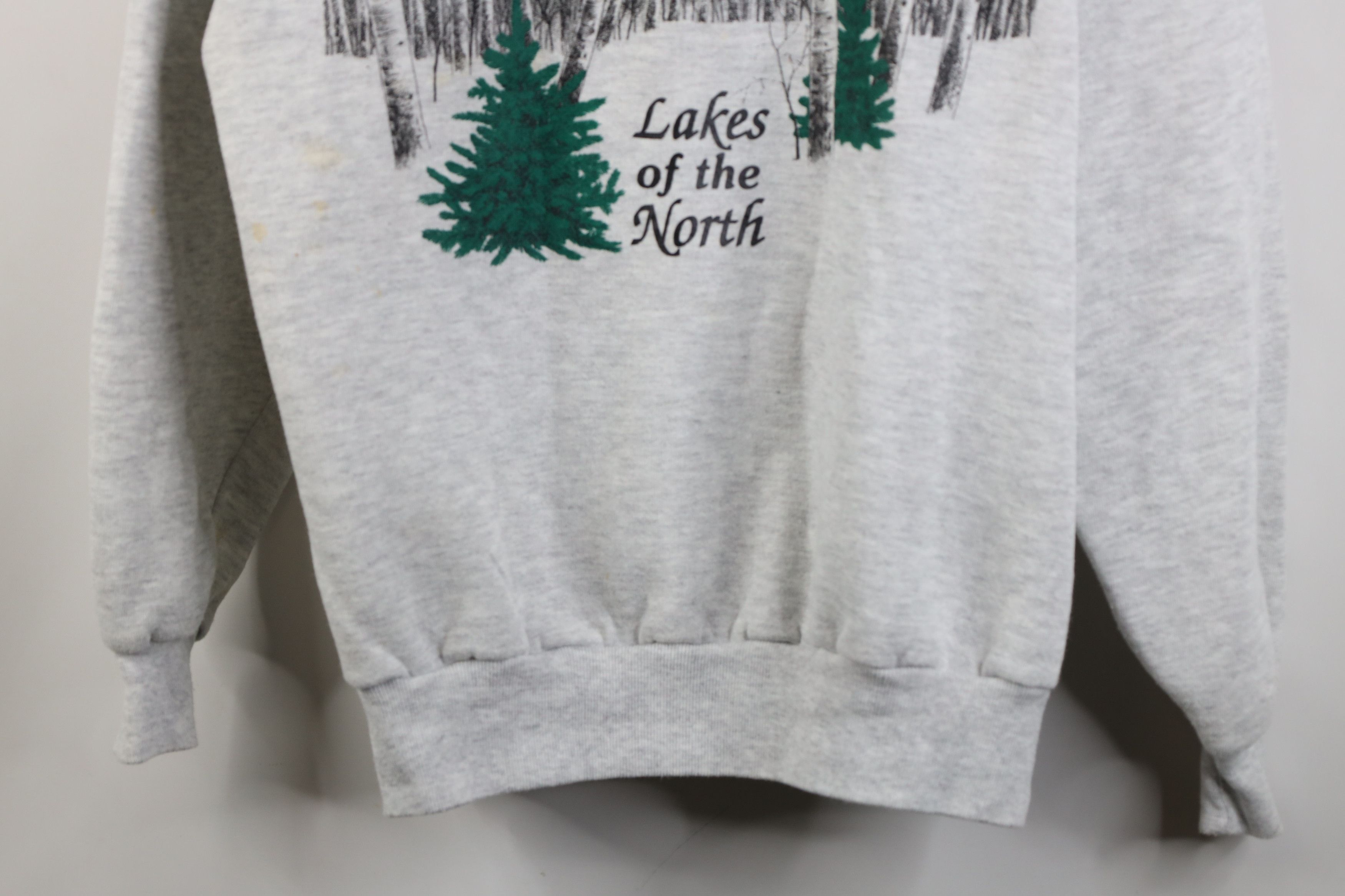 Vintage Vintage 90s Streetwear Lakes of the North Sweatshirt USA Size L / US 10 / IT 46 - 3 Thumbnail