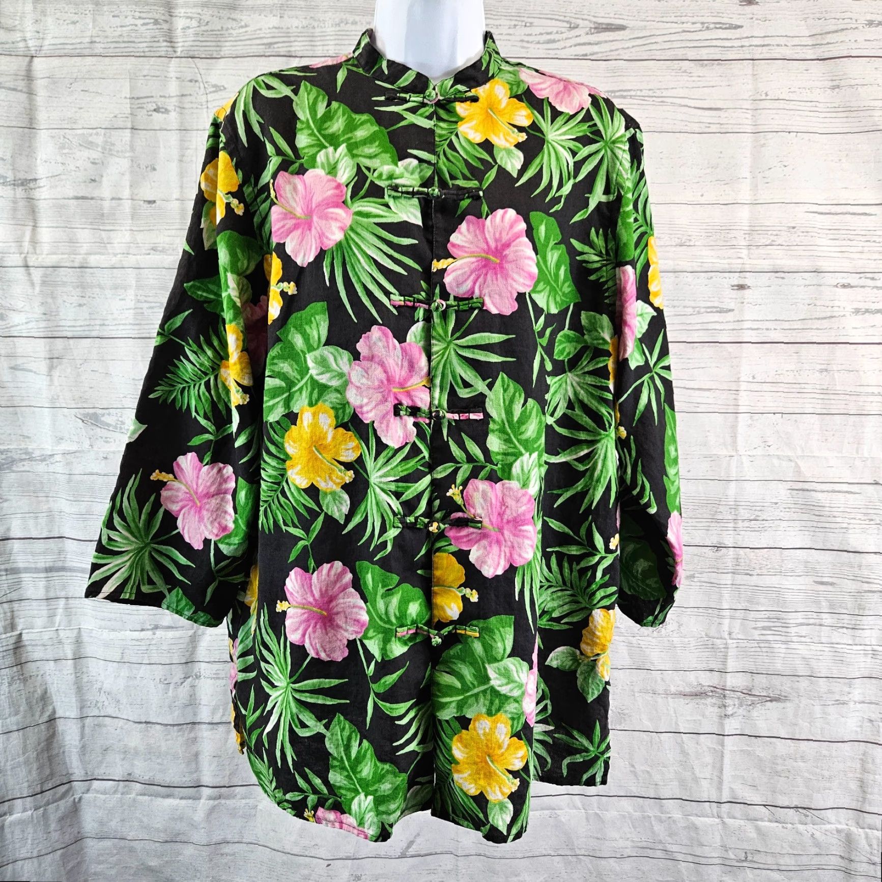 Ralph Lauren Lauren Ralph Lauren Womens Linen Top XL Green Pink Floral Button-Up 3/4 Sleeve Frog Closure Shirt Size XL / US 12-14 / IT 48-50 - 2 Thumbnail