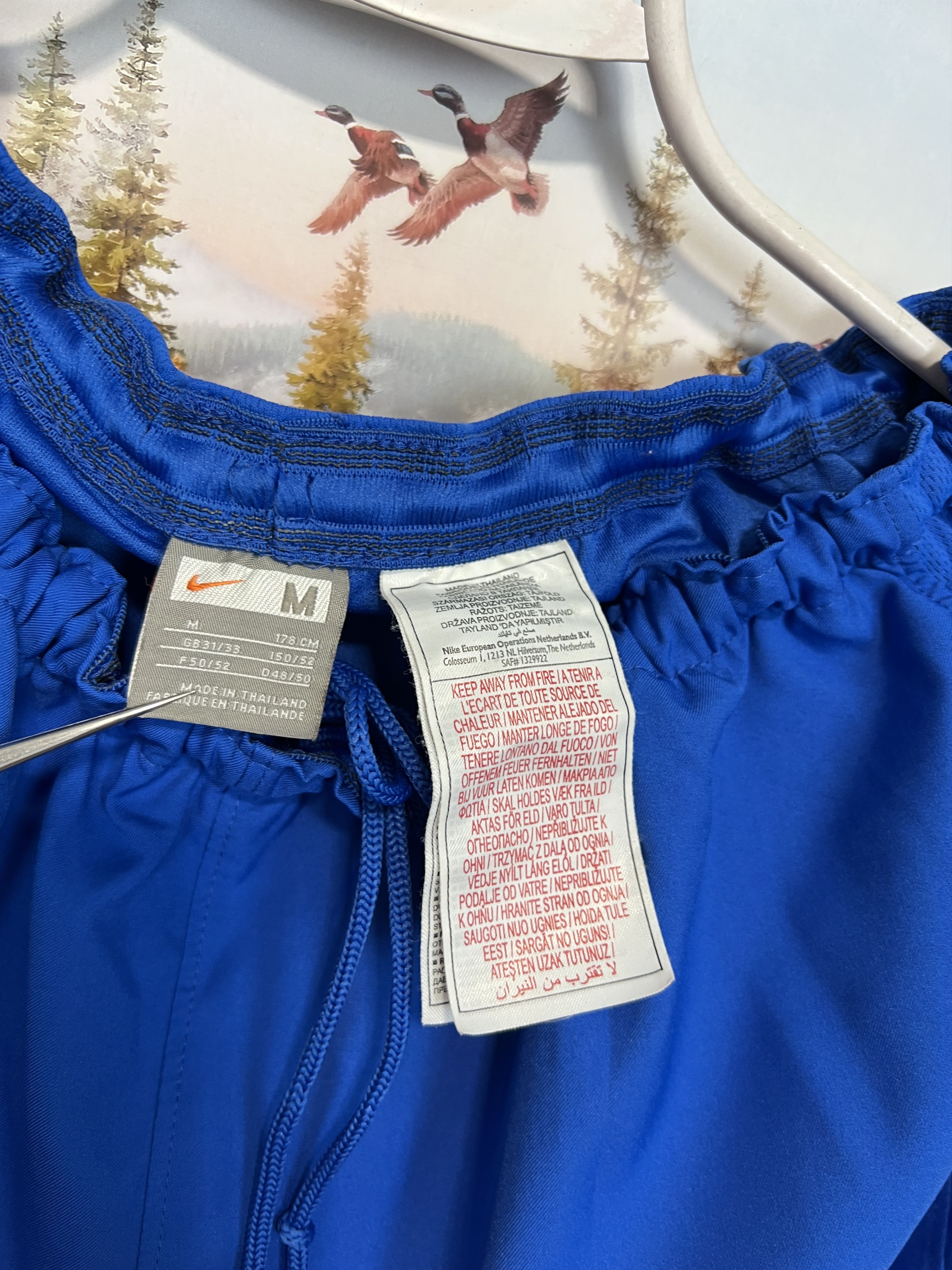 Nike Vintage Nike Zurich Football Shorts Soccer Track Sport Rare Size US 32 / EU 48 - 8 Thumbnail