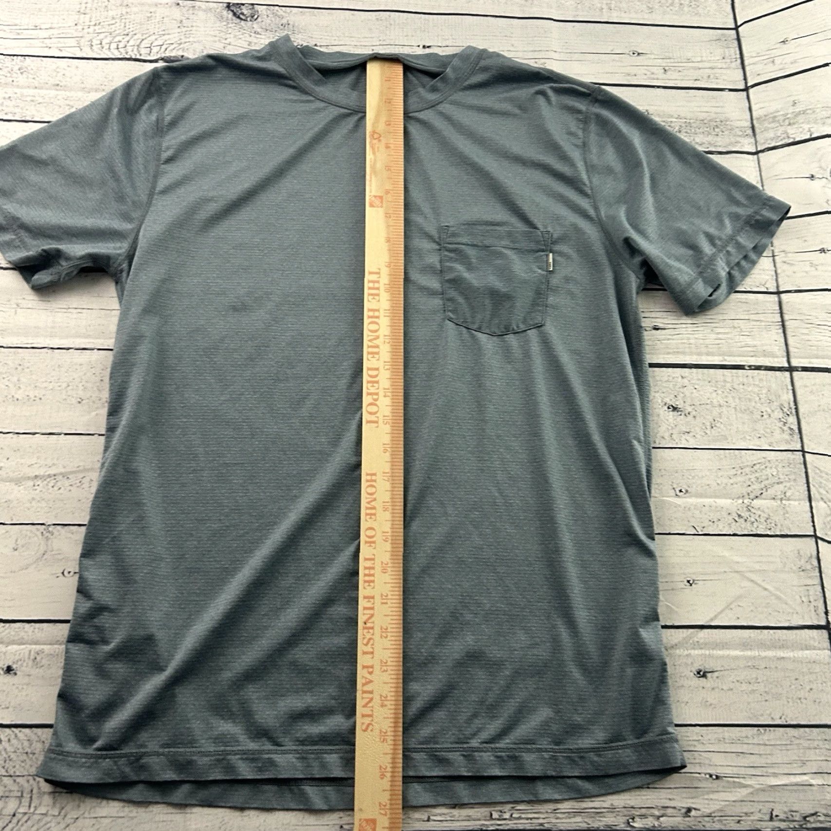 Vuori Vuori Short Sleeve Breathable Athletic Pocket T Shirt Men's Med/Large Blue Size US M / EU 48-50 / 2 - 3 Thumbnail