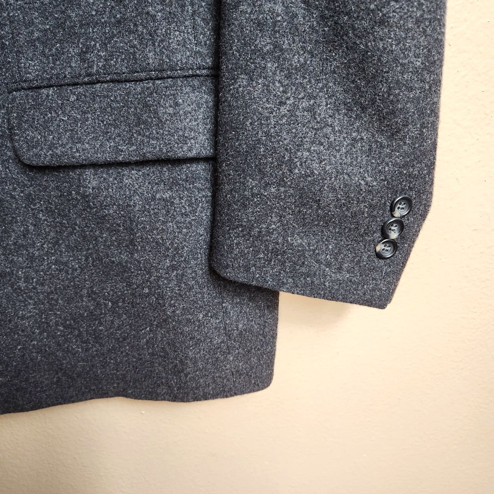 Camel VINTAGE Botany 500 Mens Sport Coat Charcoal Gray 2 Button Camel Hair Sz 44L Blazer Notch 3-Button Single-Breasted Mens Size 44R - 3 Thumbnail