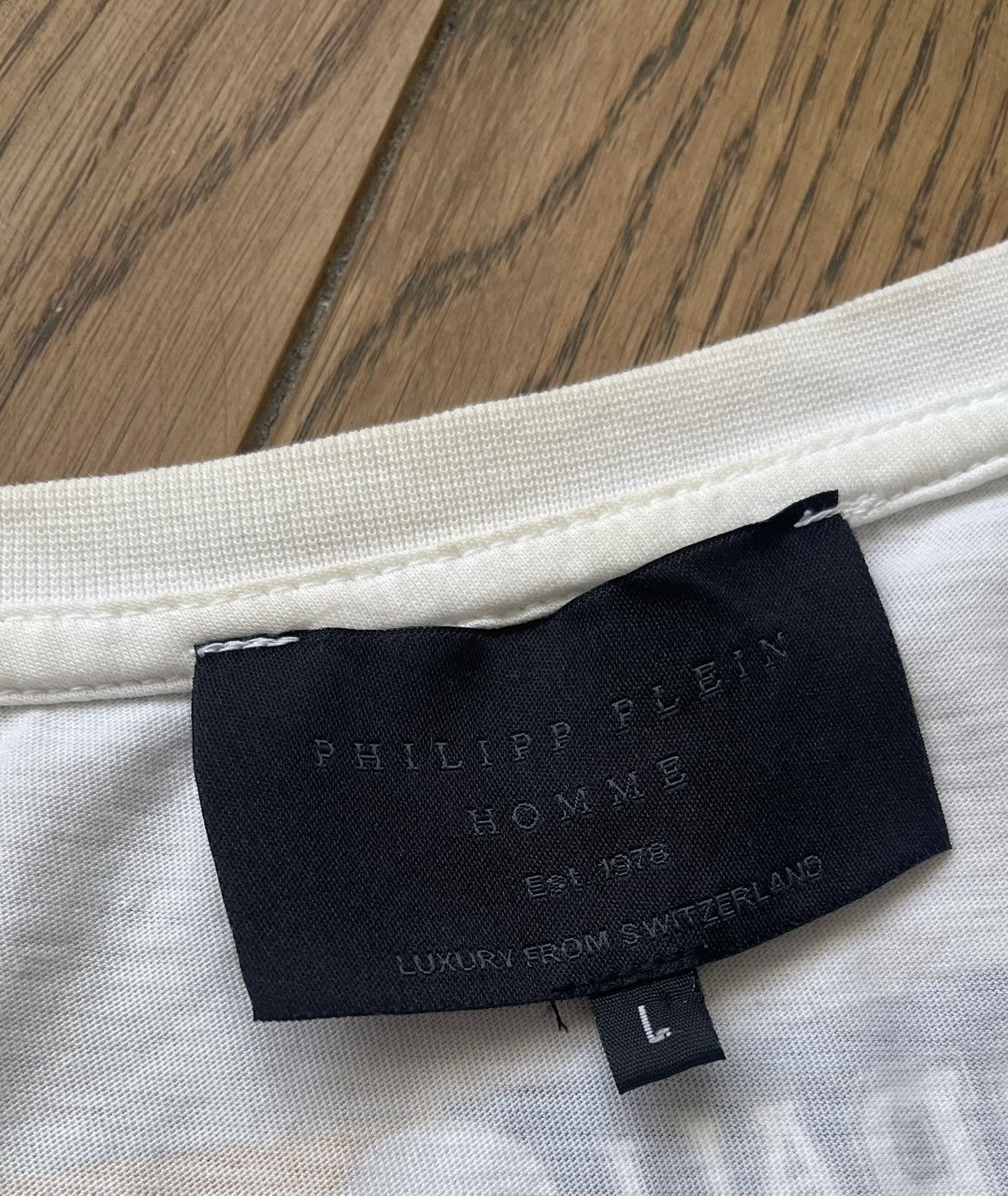 Philipp Plein Philipp Plein, Plein Kings 78 'Old' T-shirt Size-Large White Size US L / EU 52-54 / 3 - 5 Thumbnail