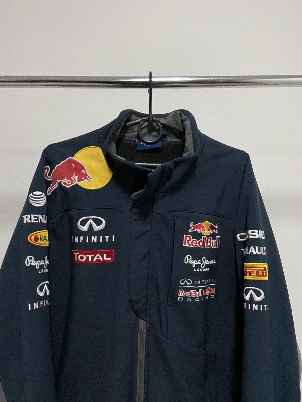 Red Bull × Vintage Red Bull Vintage Infiniti Jacket Sweatshirt Racing Big Logo Size US XXL / EU 58 / 5 - 3 Thumbnail