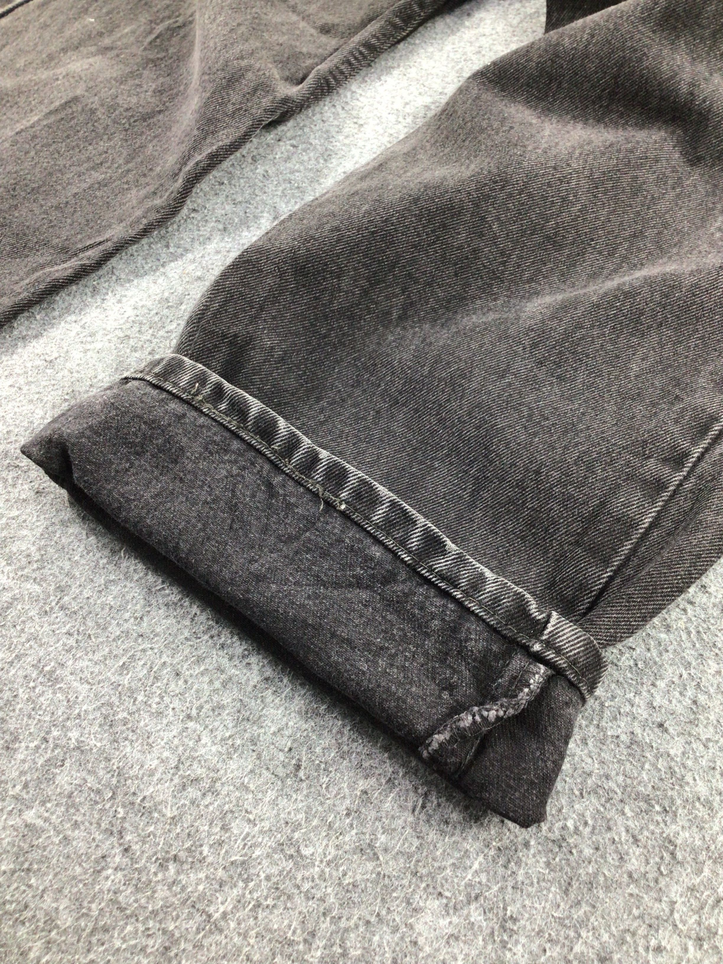 Levi's Vintage Levis 550 Jeans Faded Black Denim KJ263 Size US 37 - 7 Thumbnail