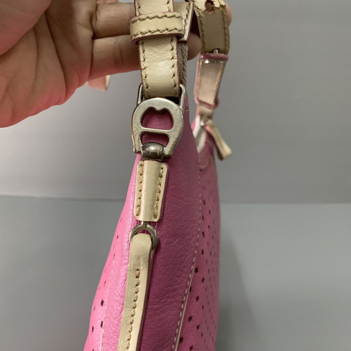 Aigner Aigner Leather Pink Slingbag Size ONE SIZE - 7 Thumbnail