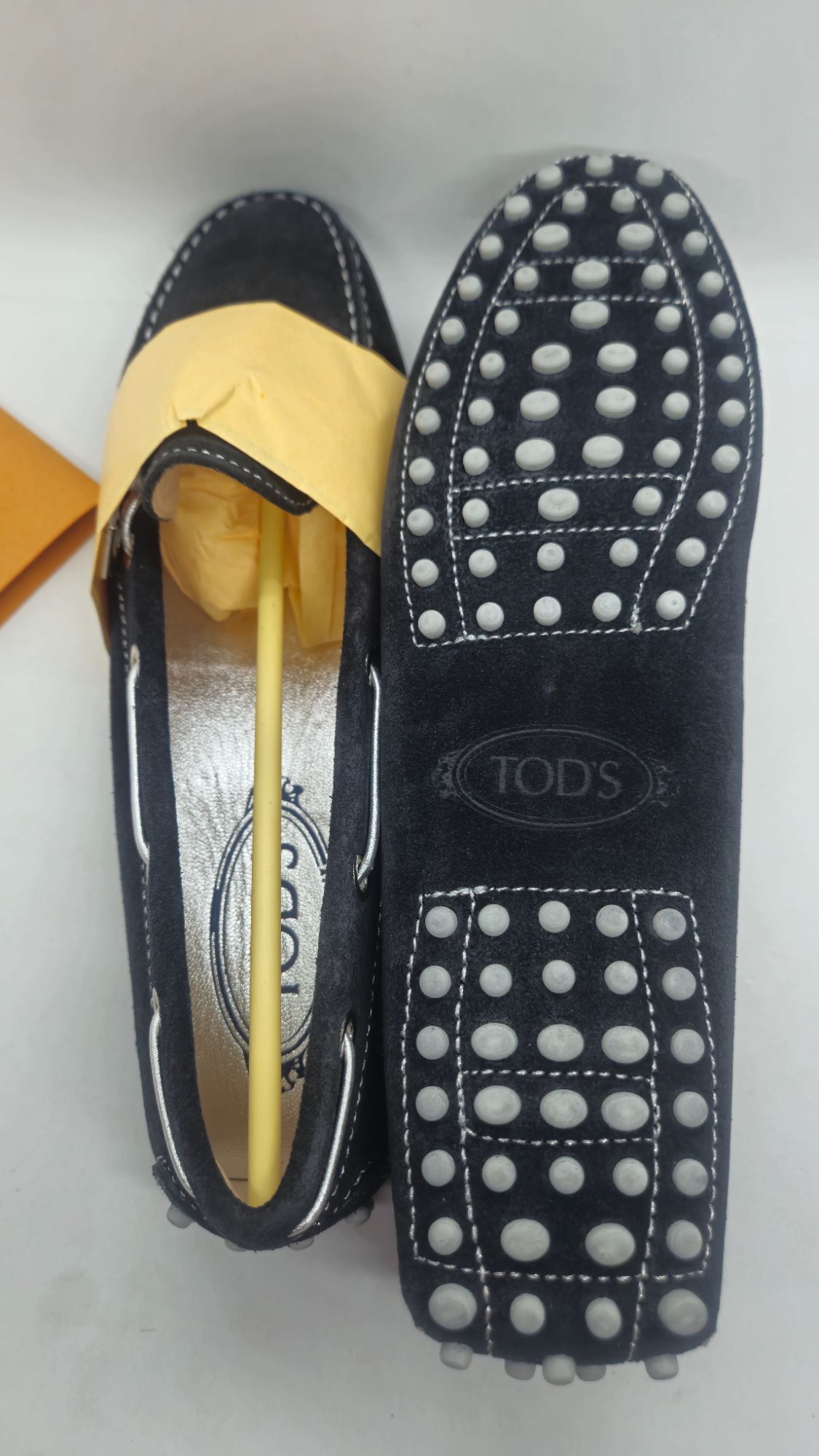 Tod's Tods Black Suede Gommino Driving Loafers With Rubber Pebble Size US 8.5 / IT 38.5 - 4 Thumbnail