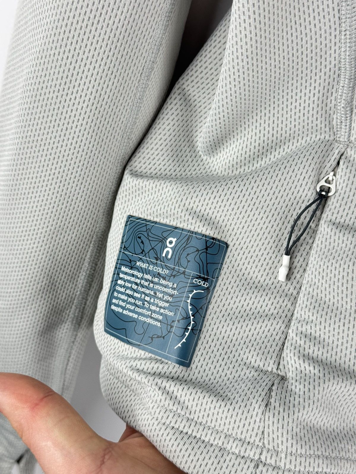 On On Running Clima-Shirt Half Zip Pullover Swiss Engineering Size US L / EU 52-54 / 3 - 4 Thumbnail