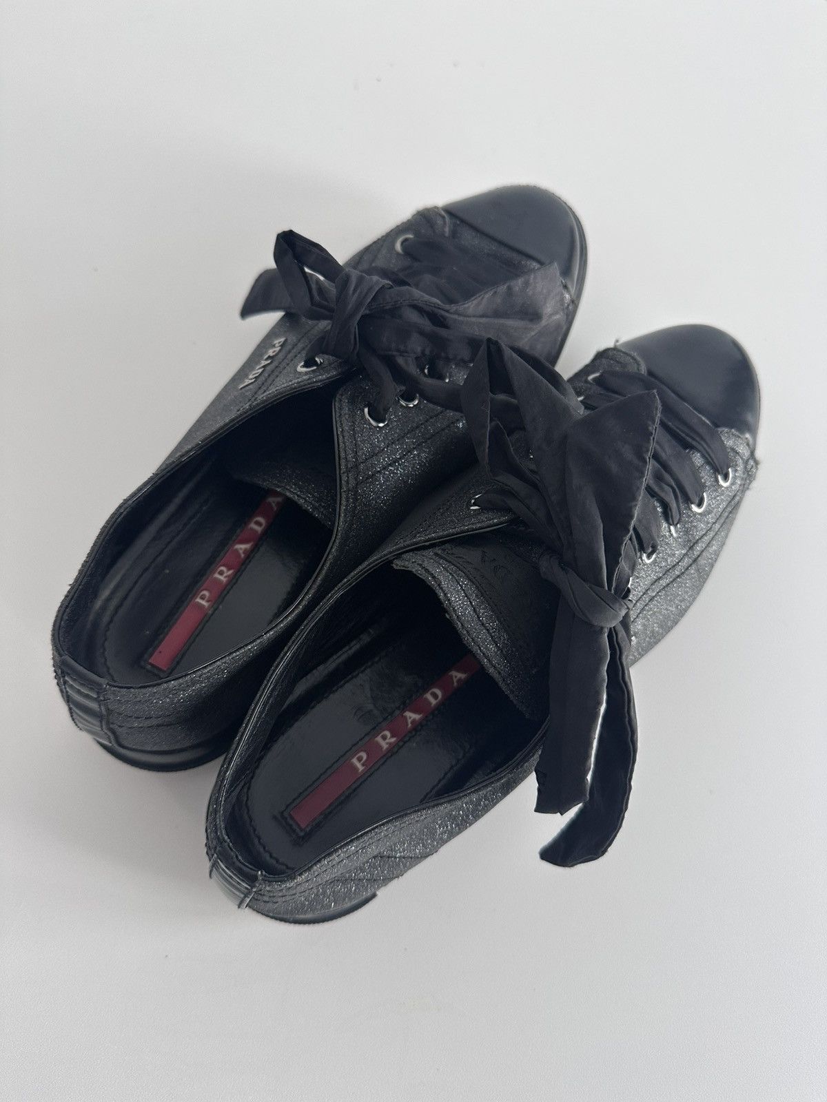 Prada 00s Prada Black Leather Glitter Low Trainers Shoes 37,5 Eu Size US 6.5 / IT 36.5 - 6 Thumbnail
