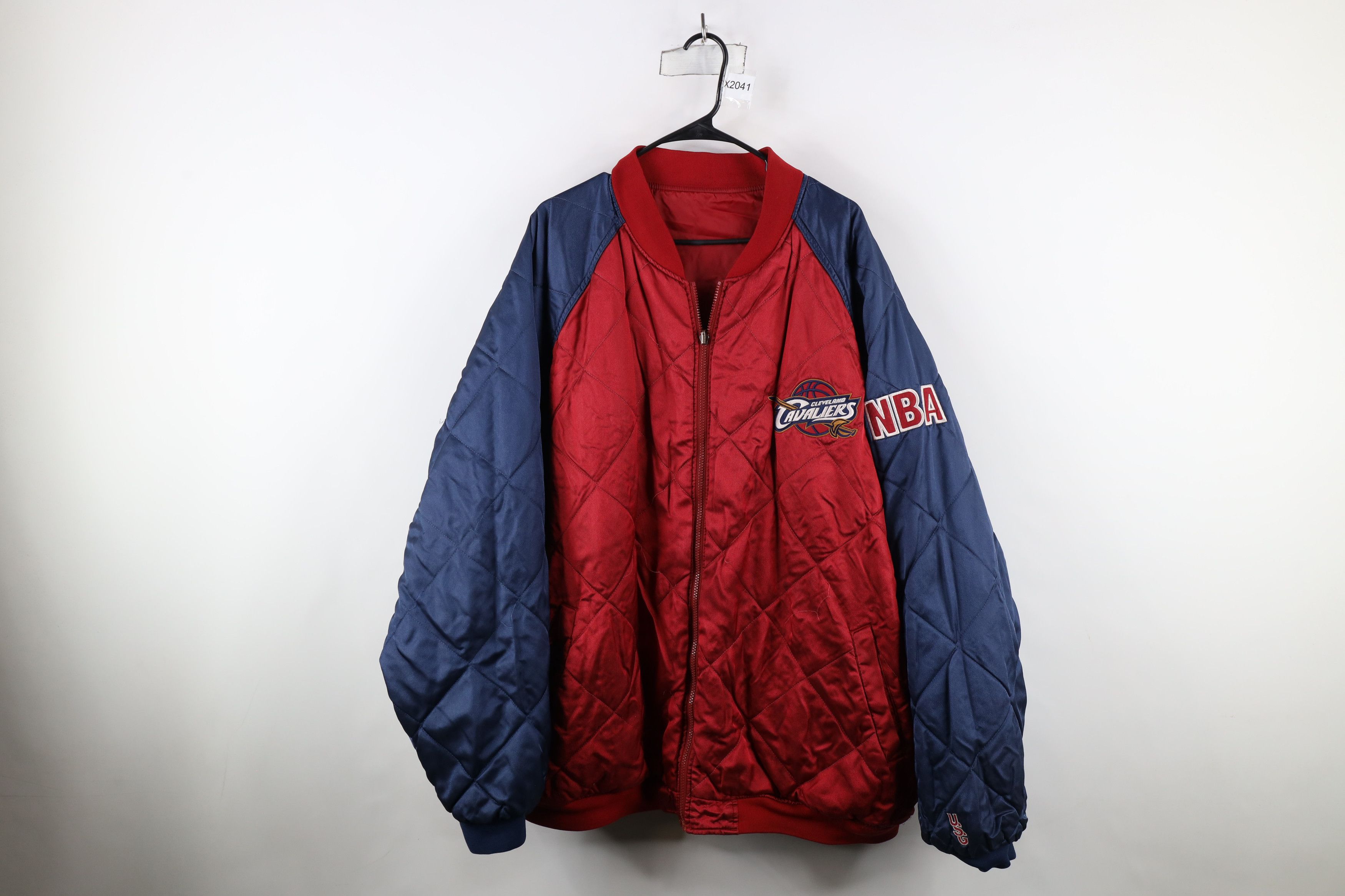 Vintage Vintage NBA Reversible Cleveland Cavaliers Bomber Jacket Size US XXL / EU 58 / 5 - 12 Thumbnail