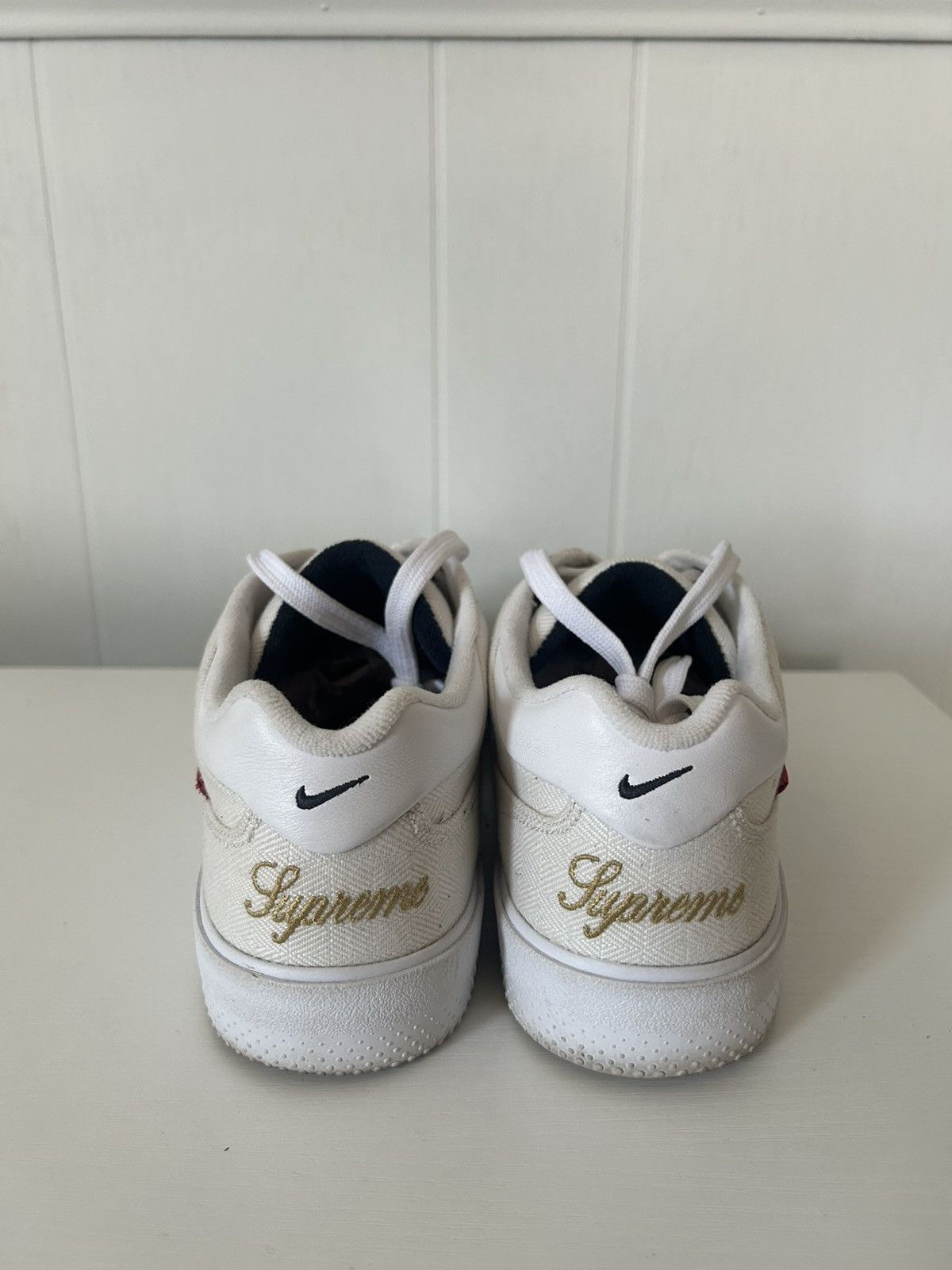 Nike × Supreme Nike SB x Supreme GTS QS White Size US 10.5 / EU 43-44 - 4 Thumbnail
