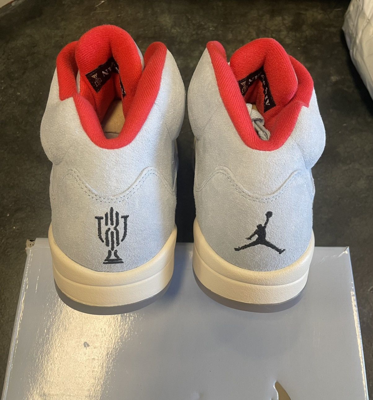 Jordan Brand Jordan 5 Trophy Room Ice Blue Size US 11.5 / EU 44-45 - 4 Thumbnail