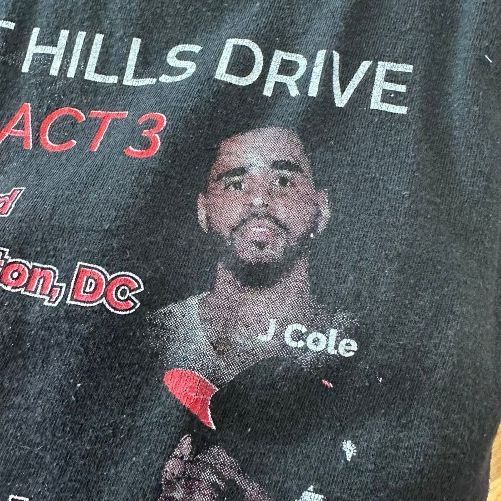 Hanes J cole Forrest Hills drive tour shirt Size US M / EU 48-50 / 2 - 3 Thumbnail