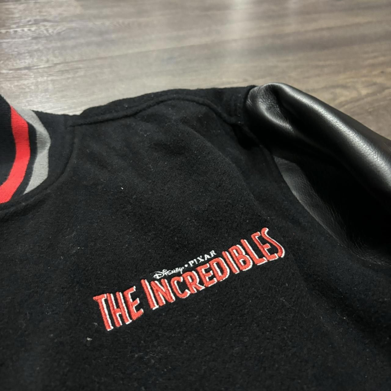 Vintage the incredibles movie varsity jacket 00s L
