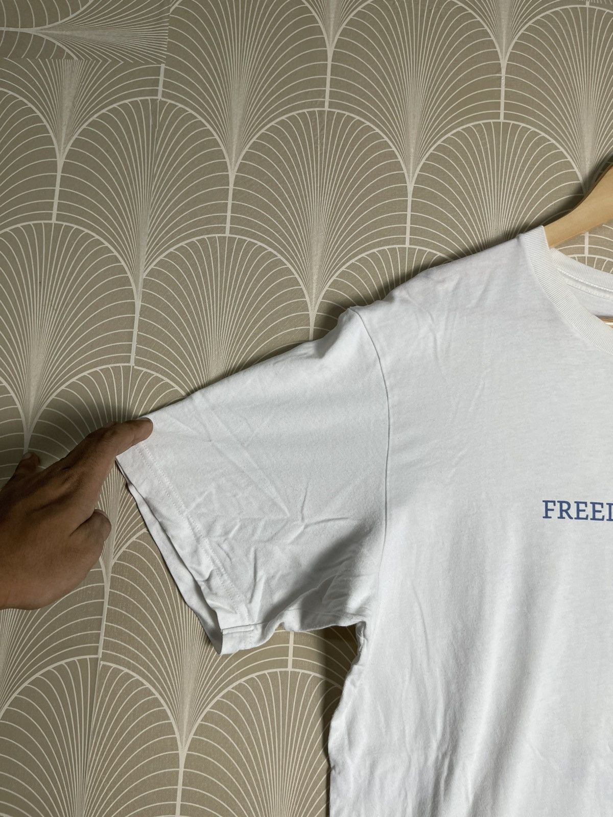 Anime × Japanese Brand × Uniqlo 2000s FREEDOM GUNDAM TSHIRT SOLO CHARACTER HERO Size US XL / EU 56 / 4 - 6 Thumbnail