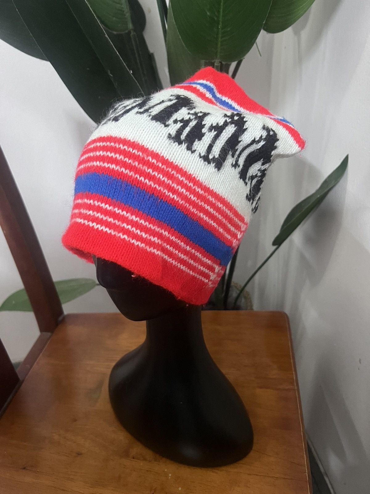 Vintage VINTAGE BEANIE HAT Size ONE SIZE - 1 Thumbnail
