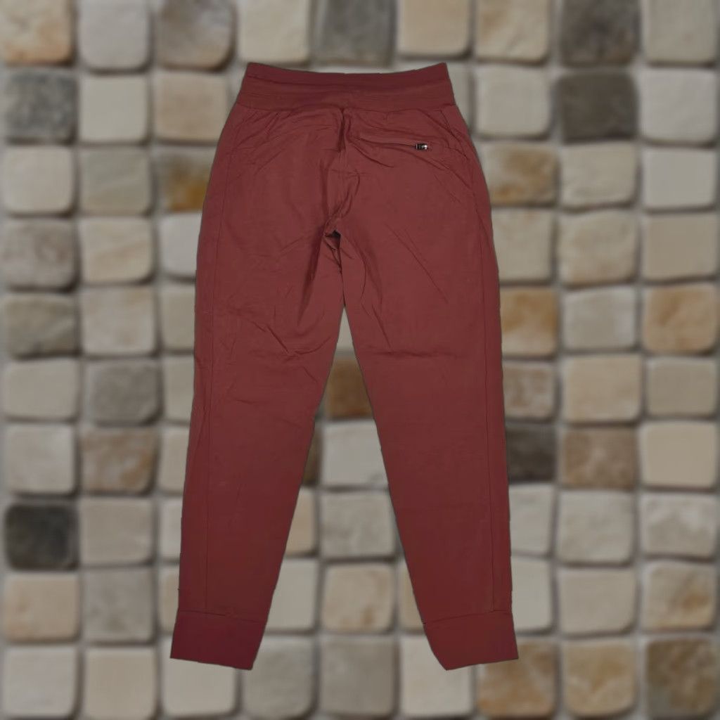 Athleta VINTAGE Athleta Trekkie North Jogger Pants Womens 0 Brown Nylon Stretch Tapered Leg Shirt? Size 25" / US 0 / IT 36 - 1 Thumbnail