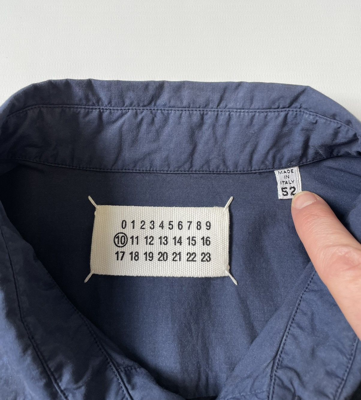 Maison Margiela A/W 09 Trompe L’Oeil ‘Rain Effect’ Print Shirt Size US L / EU 52-54 / 3 - 4 Thumbnail