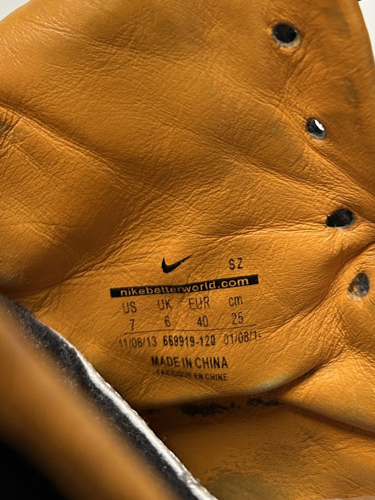 Nike 2014 Air Force 1 High RT Size US 7 / EU 40 - 9 Thumbnail
