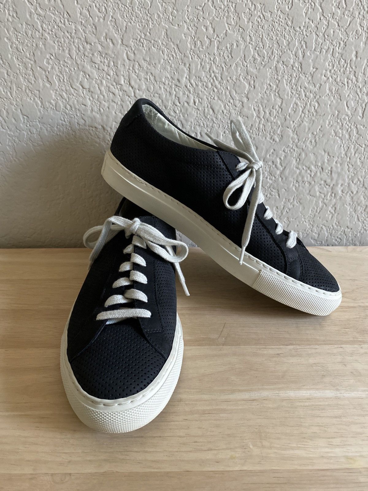 Common Projects Common Projects Original Achilles Low Sneaker 36 Size US 6 / IT 36 - 2 Thumbnail