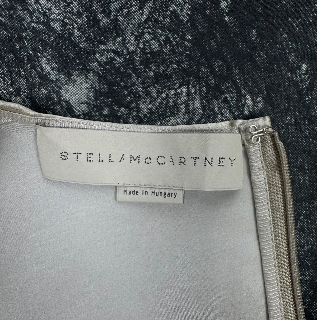 Stella McCartney Stella McCartney Silk Blouse Tree Printed Longsleeve size M Size M / US 6-8 / IT 42-44 - 11 Thumbnail