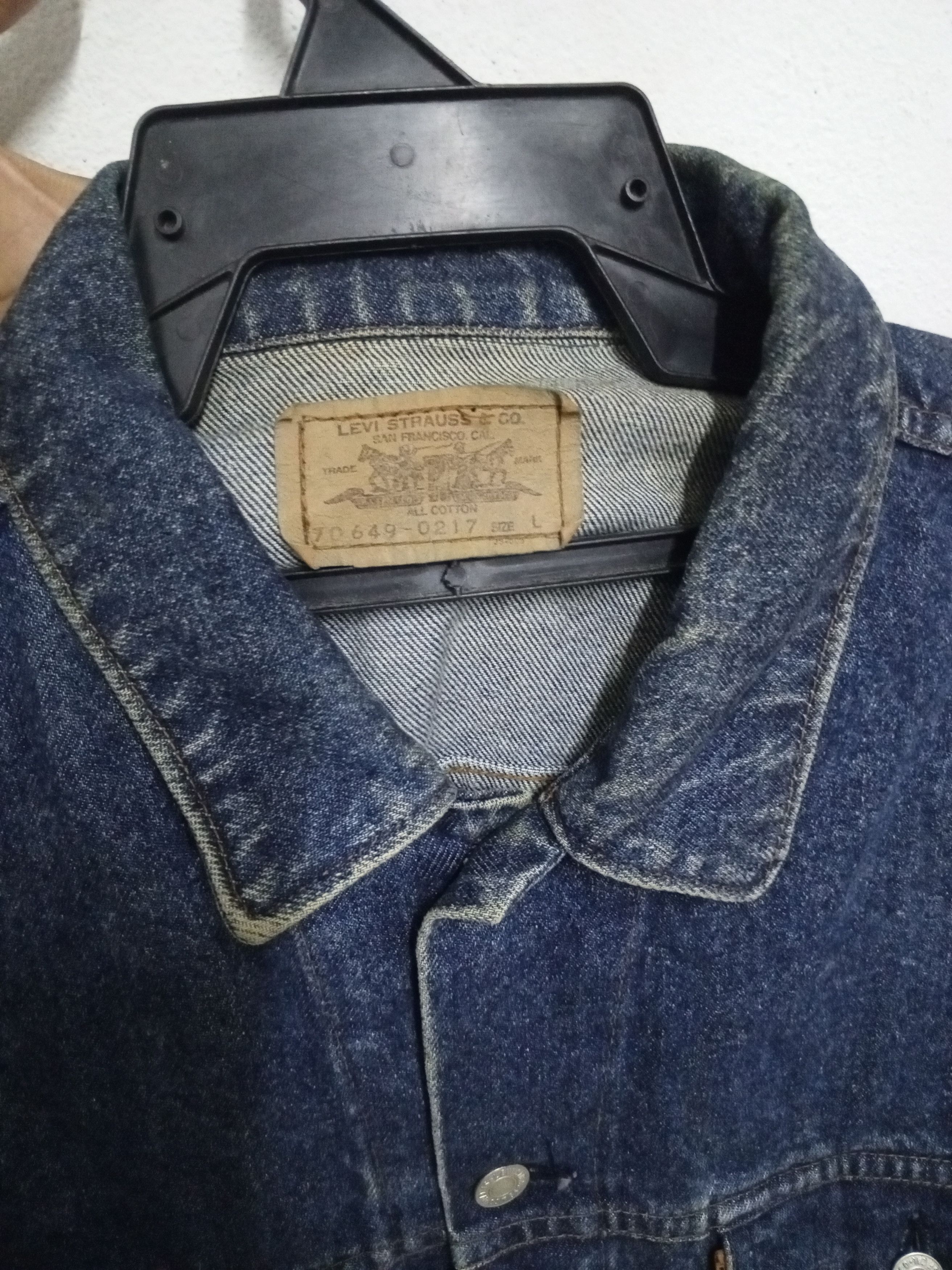 Vintage Levis orange tab denim jacket button J02