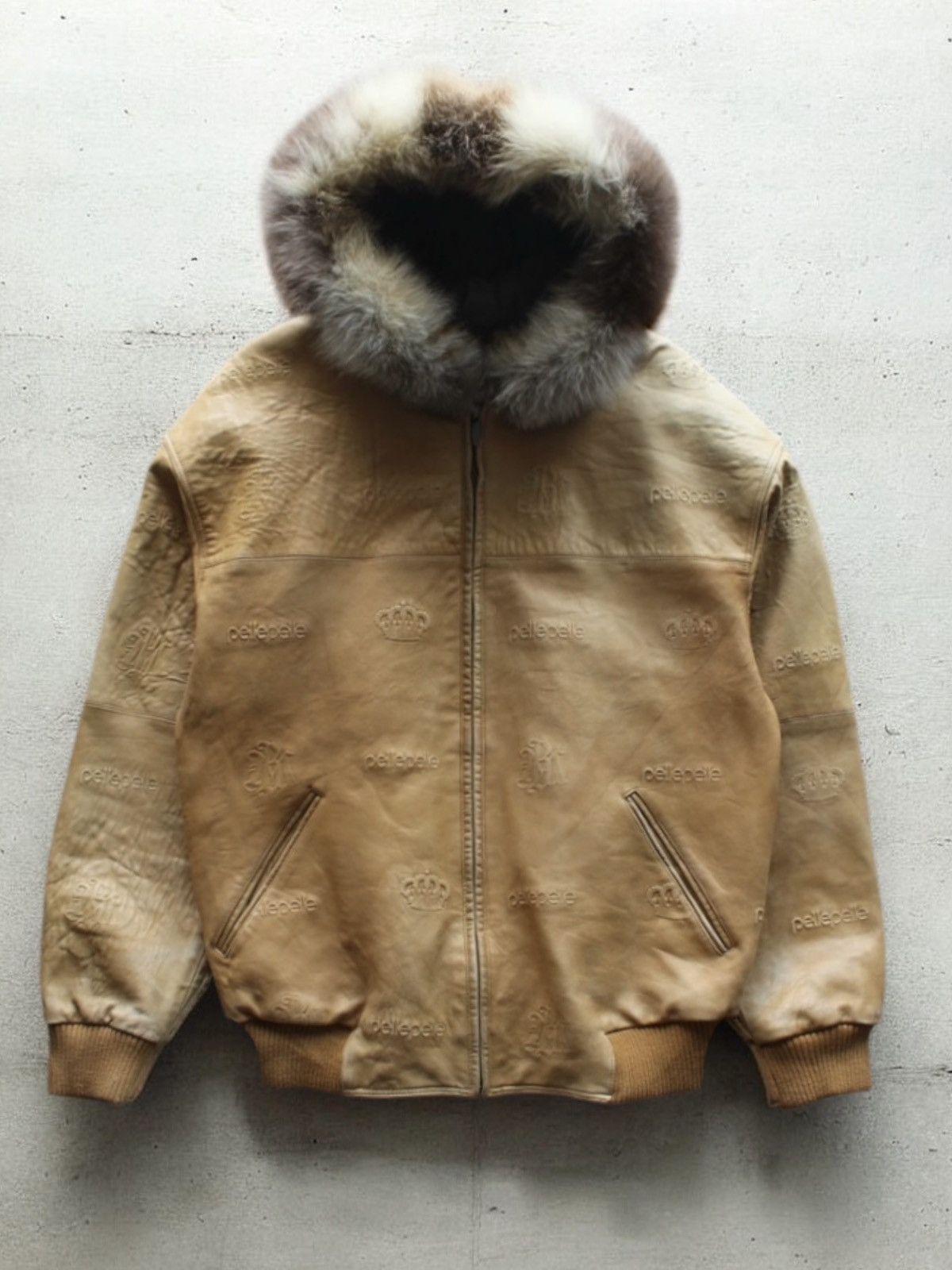 Pelle Pelle Pelle Pelle Marc Buchanan Beige Fur Embossed Logo Jacket Size US L / EU 52-54 / 3 - 1 Thumbnail