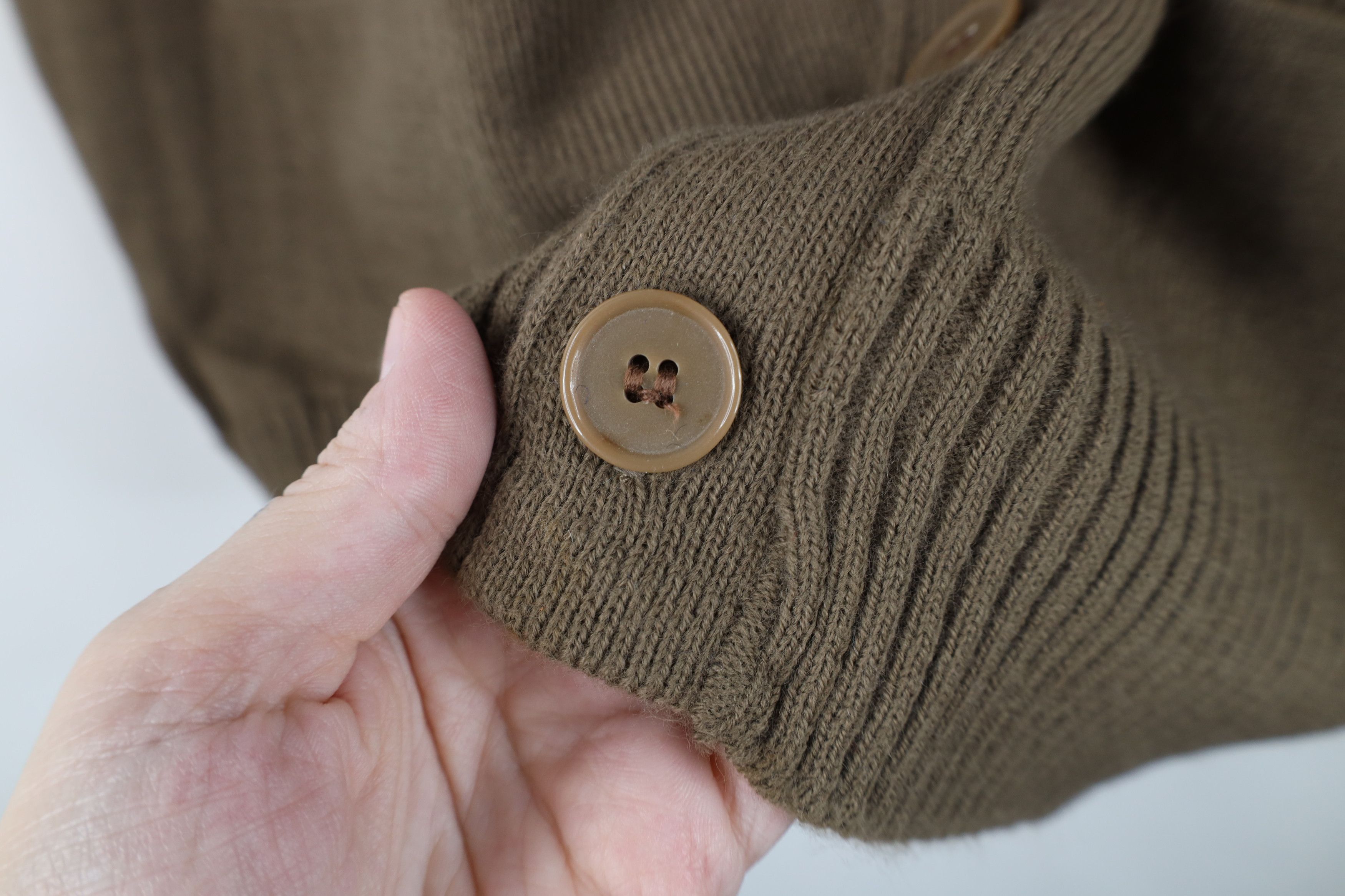 Vintage Vintage 70s Streetwear Soft Ribbed Knit Sweater Vest Beige Size US L / EU 52-54 / 3 - 4 Thumbnail