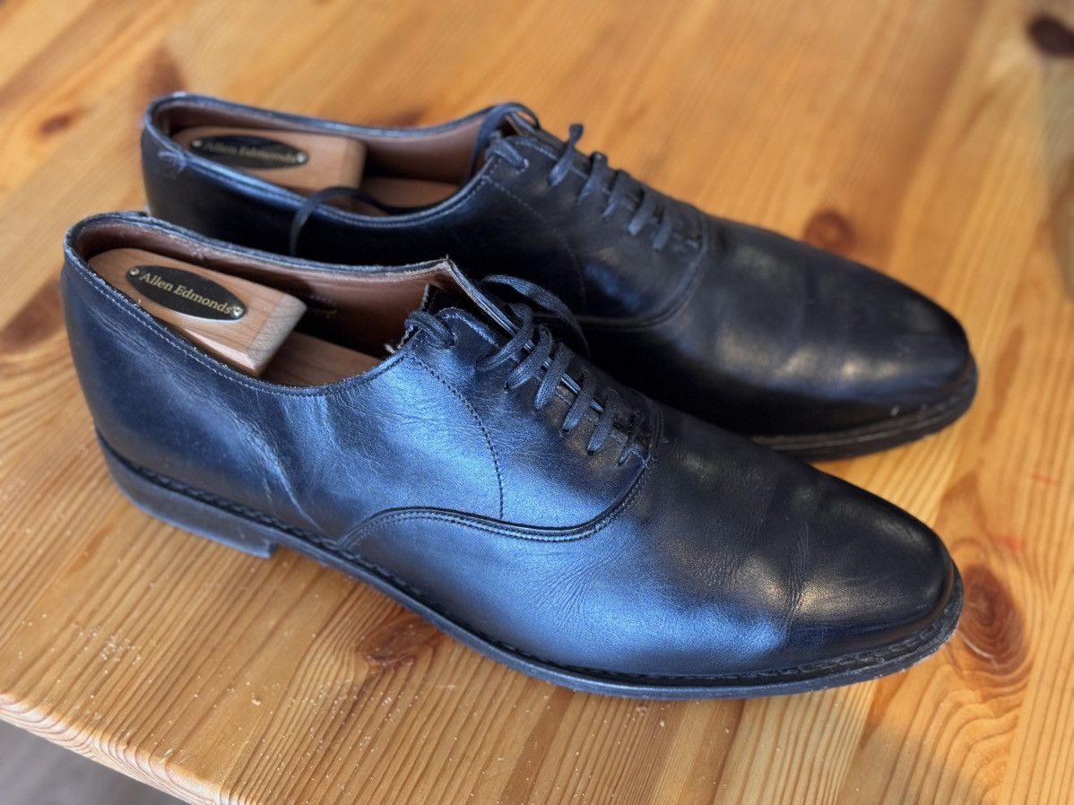Black Carlyle Plain-toe Oxford with Allen Edmonds Shoe Trees