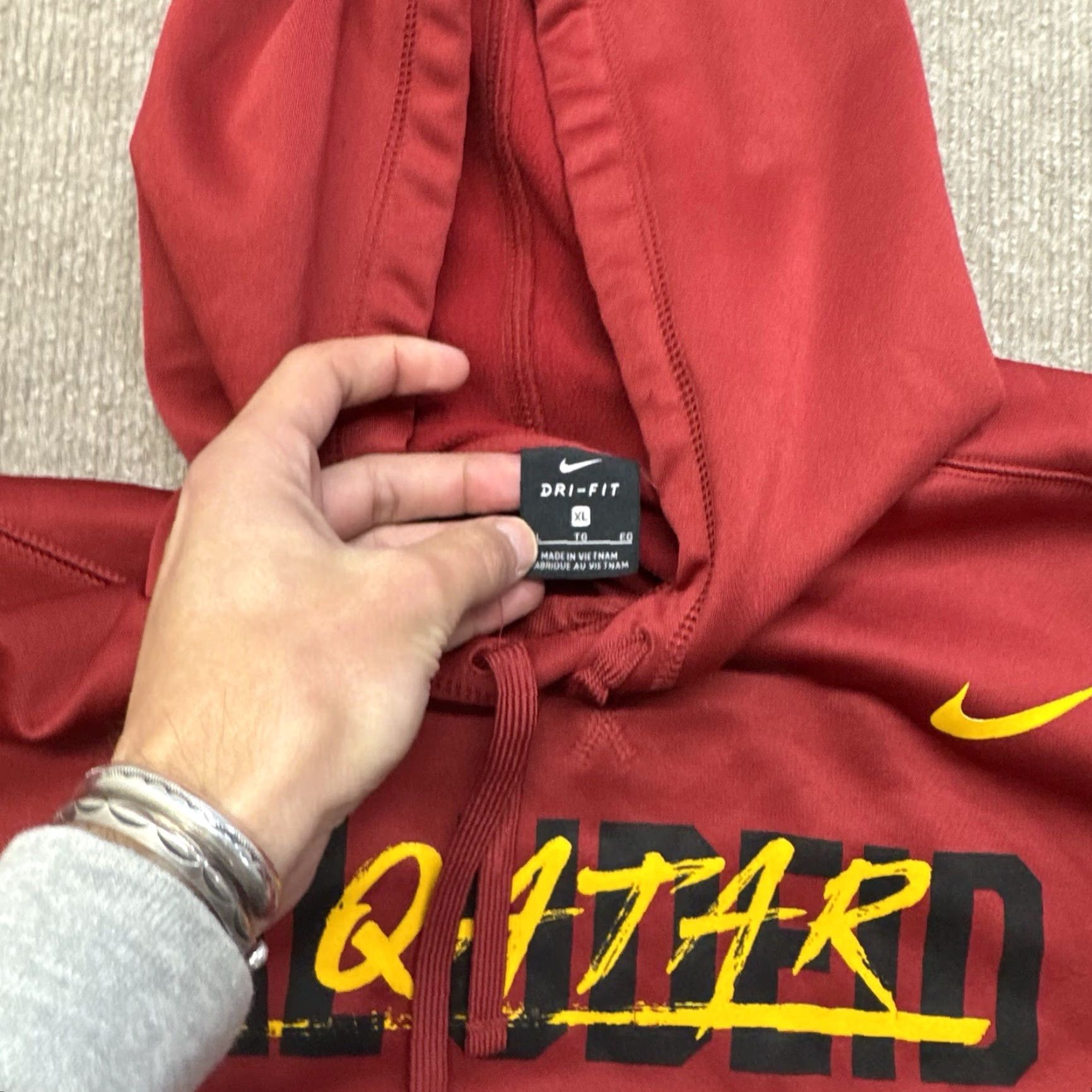 Nike Nike Hoodie Mens XL Maroon Dri Fit Hooded Sweatshirt Pocket Pullover Graphic Print Shoes? Size US XL / EU 56 / 4 - 4 Thumbnail